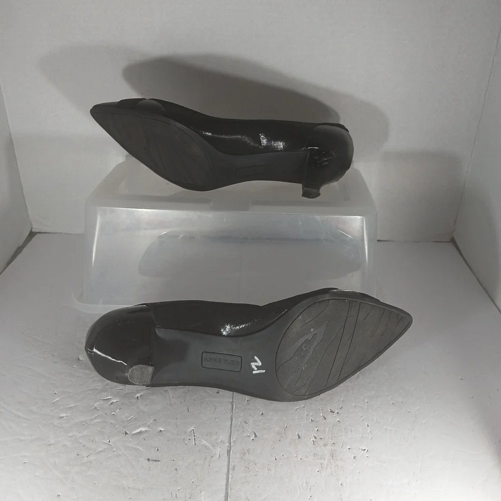 Anne Klein Maddyrose Pumps 9.5M Black Pointed Toe Kitten Heels Office Wear